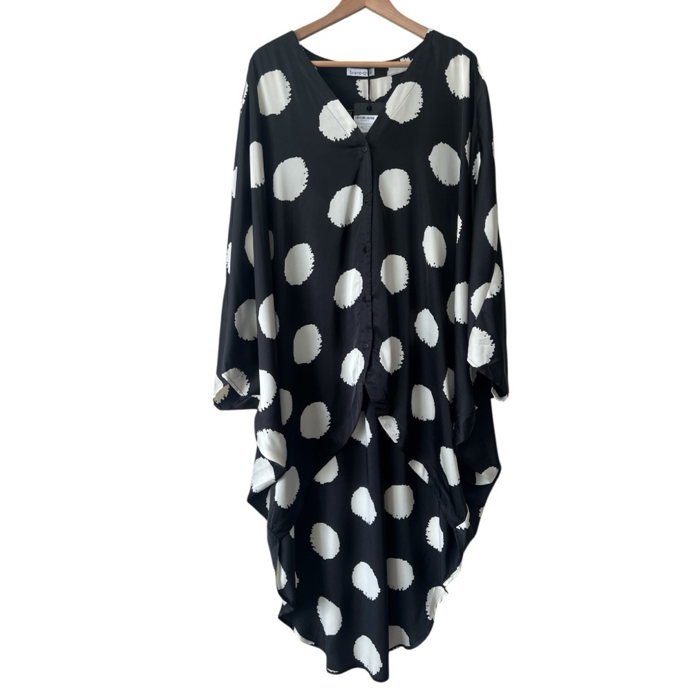 NWT Brave + True Claudia Shirt Black Ivory Spot High Low Button Front One Size - Picture 2 of 12